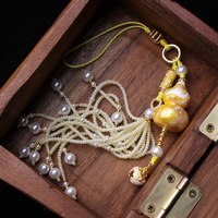 Pendentif artisanal unique fait main de style oriental en forme de gourde, avec perles et pompons, amulette clochette pour sac, miroir de voiture, ornement suspendu, breloque