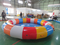 Beignets multicolores Jeux de mer Jouets aquatiques remorquables Tube de ski volant Bateau disco gonflable