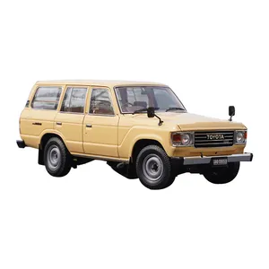 โมเดลรถเหล็ก <span class=keywords><strong>Kyosho</strong></span> Land Cruiser LC60 แบบเปิดได้เต็มรูปแบบ ขนาด 1:18 - Product Image 1