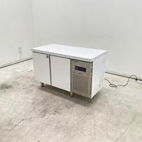 Table de travail de cuisine avec réfrigérateur-congélateur sous comptoir, équipement de réfrigération