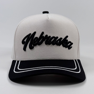 Nuovo Arrivo Cappellino da Baseball Unisex con Due Linee sulla Visiera, Ricamo 3D Personalizzato con Lettere Spesse, 5 Pannelli in Cotone, Regolabile con Chiusura Snapback - Product Image 3