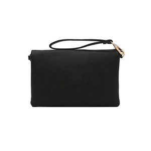 Bolsos cruzados personalizados BSCI para mujer, bolsos pequeños, de cuero bolso de hombro PU, bolso de noche, bolsos acolchados con correa de cadena - Product Image 3