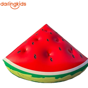 Ensemble de décorations géantes gonflables en forme de pastèque et de fruits pour les festivals de la pastèque, les événements de <span class=keywords><strong>cueillette</strong></span> en <span class=keywords><strong>verger</strong></span> et les fêtes estivales en plein air - Product Image 3