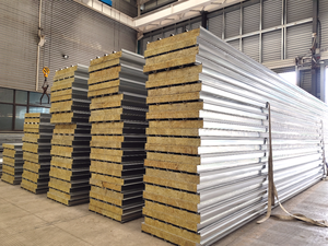 แผ่นผนังแซนด์วิชโลหะรีไซเคิล VOC ต่ำ สำหรับผนังภายนอกบ้านประหยัดพลังงานแบบเยอรมัน ห้องเย็น และคลังสินค้า - Product Image 6