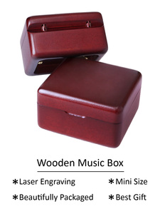 Boîte à musique en bois rouge vin, vente en gros, jeu de film, populaire, baiser la pluie, mélodie, musique, cadeau de Marketing créatif - Product Image 6