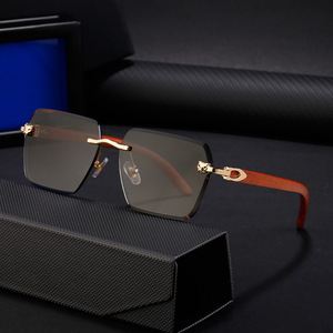 YTSLM3064 2024 Diseñador personalizado Marca Gafas de sol sin montura UV400 Solar Anti-radiación Gafas de sol polarizadas para hombres Aleación de conducción - Product Image 3
