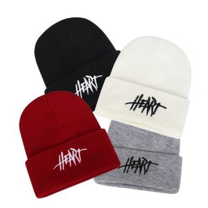 Nouveau bonnet tricoté chaud style Y2K à motif de personnage en polyester/coton pour l'extérieur, idéal automne/hiver, avec matière épaisse - Product Image 3