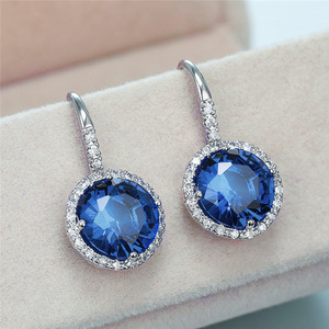 Orecchini Pendenti in Cristallo per Donne, Eleganti e Minimalisti, Accessori di Moda per Uso Quotidiano e Feste - Product Image 2