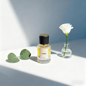 Botellas de perfume rayadas transparentes redondas de lujo con tapa blanca 30ml 50ml 100mL botella de perfume personalizada engarzada - Product Image 4