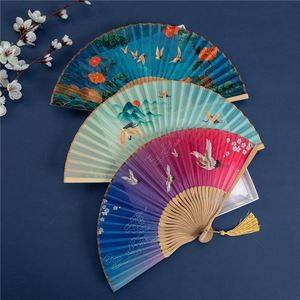Abanico Plegable de Bambú Hecho a Mano al Estilo Chino, Ideal para Bodas, Bailes, Regalos Empresariales y Fiestas - Product Image 1