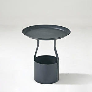 Petite table de chevet en <span class=keywords><strong>fer</strong></span> forgé avec petit seau de rangement de style luxe Ins pour table basse de chambre à coucher - Product Image 3