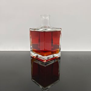 Logo personnalisé <span class=keywords><strong>Noir</strong></span> 500ml 750ml Spiritueux Tequila <span class=keywords><strong>Vodka</strong></span> Brandy Whisky Rhum Gin Liqueur Bouteille En Verre Avec Bouchon <span class=keywords><strong>Noir</strong></span> - Product Image 3