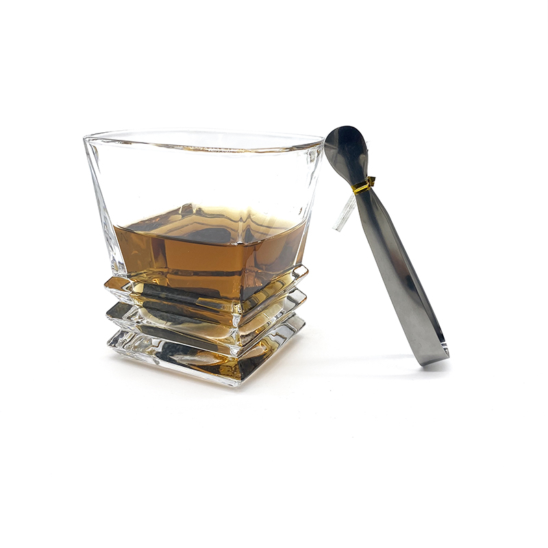 Factory directly selling 3cm 20sides Polygon Basalt Whiskey Chilling Stones Gift Set, 100% Pure Handcrafted Premium basalt stone