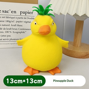 Pelota de descompresión de goma con forma de piña, pato y lala, rompecabezas musical de vibración lenta para jóvenes - Product Image 2