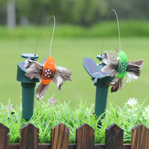 Colibrí Solar Vibrante con Movimiento de Vuelo para Decoración de Jardín - Product Image 5