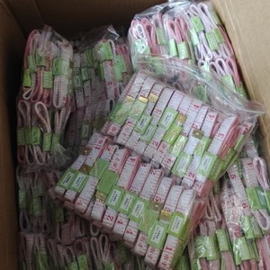 ตลับเมตรแบบม้วนเก็บอัตโนมัติ 1.5 ม. แบบสองด้าน วัสดุพลาสติก สำหรับงานเย็บผ้า วัดสัดส่วนร่างกาย ใช้ในบ้าน - Product Image 2