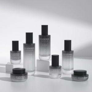 Emballage de soins de la peau en <span class=keywords><strong>verre</strong></span> dépoli bleu mignon bébé 30ml 1.7oz Lotion pompe bouteille <span class=keywords><strong>verre</strong></span> bouteille ronde ensembles avec pompes pour cosmétique - Product Image 4