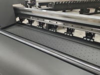 Imprimante à drapeaux haute vitesse à simple face 2050 mm avec 2 têtes d'impression I1600 pour l'impression par sublimation sur tissu de drapeaux et de bannières