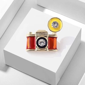 Bluehawk 1PC Vintage Oil-Drop Caméra Émail Broche Nouveau Style Européen Américain Commerce Transfrontalier En Gros Applicable pour - Product Image 2