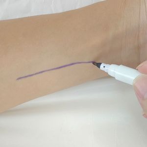 Pennarello Chirurgico per Tatuaggio Sopracciglia con Punta Singola 1.0mm Impermeabile con Righello di Misurazione - Product Image 4