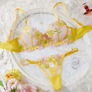 OEM/ODM 2025 otoño flor bordado sujetador fino chica tres puntos sujetador transparente conjunto de reunión Lencería <span class=keywords><strong>sexo</strong></span> - Product Image 3