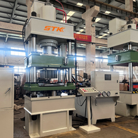 200-Tonnen-Vier-Säulen-Vierstrahl-Pulverformungsmaschine wird für die Pulver metallurgie von Moskito-Spulen metall und anderen Materialien verwendet.