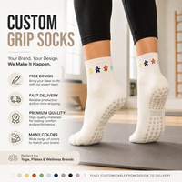 Chaussettes de yoga en coton mi-mollet personnalisables avec logo pour femmes, antidérapantes, respirantes, faible MOQ, chaussettes à grip pour yoga, pilates, fitness