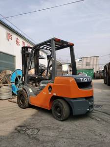 Chariot élévateur diesel Toyota 8F 3 tonnes d'occasion, chariot élévateur Toyota 3 tonnes d'occasion à deux/trois étages - Product Image 4