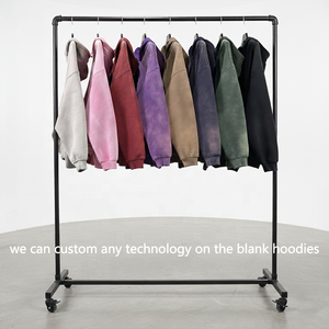 เสื้อฮู้ดดี้ผ้าฝรั่งเศสเนื้อเทอร์รี่ฟอกสีแบบเปล่า ทรงโอเวอร์ไซส์ แต่งลายขาดๆ ประดับคริสตัล สีดำ ทรงบ็อกซี่ แบบครอป ซิปหน้า - Product Image 3