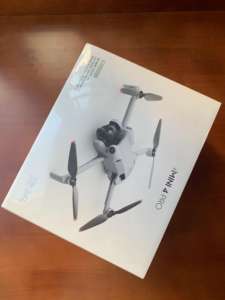 Nuevo <span class=keywords><strong>Mini</strong></span> Dron Comercial 4 <span class=keywords><strong>Pro</strong></span> (RC-N2) con Cámara 4K HD, Control por Aplicación, GPS, Estabilización de <span class=keywords><strong>3</strong></span> Ejes, Motor sin Escobillas, 249g Ligero - Product Image 1