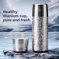 Tasse isotherme en titane pur 2025 avec infuseur à thé, couvercle à ouverture rapide, double paroi, séparateur thé-eau, design antidérapant 6-12