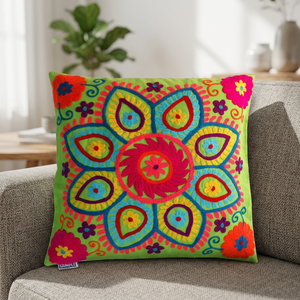 Meilleure collection de haute qualité housse de coussin brodée Suzani faite à la main et oreiller décoratif pour la maison hôtel - Product Image 2