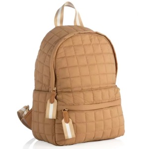 Échantillon Gratuit Sac à Dos Quilté Tendance BSCI pour Femmes et Filles avec Fermeture Éclair et Fermoir - Product Image 2