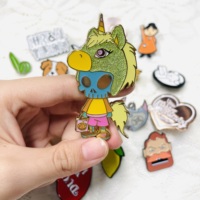 Fabrication de badges métalliques sans minimum de commande, épingles en émail dur, épingles de revers personnalisées, épingles en émail sur mesure