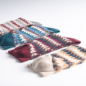 Kaus kaki pria rajutan jarum ganda nyaman bersirkulasi katun Comb musim kualitas tinggi kaus kaki pria belah ketupat kasual - Product Image 4