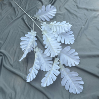 PT-PL026 Vente en gros de feuilles et branches artificielles en soie plastique pour la décoration intérieure - Remise de diplôme, Nouvel An chinois, Pâques