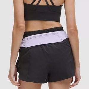 กระเป๋าคาดเอวกันน้ำแบบสะท้อนแสงสีม่วงพร้อมซิปปิด  สำหรับปั่นจักรยาน ออกกำลังกาย ใส่โทรศัพท์ได้ เหมาะสำหรับทุกเพศ - Product Image 2