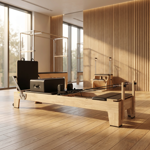 Lettino Pilates in Rovere Massiccio con Molle Regolabili Silenziose, Macchina Reformer a Binario Completo, Attrezzatura Professionale per Studio di Grado Commerciale - Product Image 1