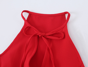 Top Casual da Donna Senza Maniche con Lacci e Dettagli Traforati in Colore Rosso - Product Image 3