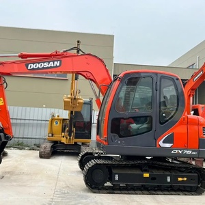 Excavadora Usada Doosan DX75 95% Nueva con Pocas Horas de Trabajo, Excavadora de Orugas CE/EPA, Excavadora Grande de Segunda Mano Doosan 7.5T en Venta - Product Image 2