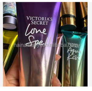 โลชั่นน้ำหอมคุณภาพสูง 236 มล. ชุดน้ำหอมสำหรับผู้หญิง <span class=keywords><strong>Victoria</strong></span> กลิ่นหอมติดทนนาน พร้อมเจลอาบน้ำและสเปรย์น้ำหอม - Product Image 3