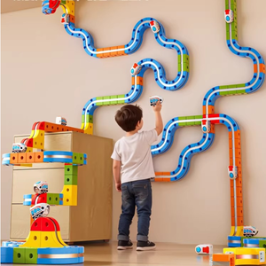Treno Elettrico Magnetico Educativo per Bambini, Cubo con Pista ad Alta Velocità, Giocattolo in Plastica <span class=keywords><strong>1</strong></span>:5 per Ragazzi, Assemblaggio Fai-da-Te - Product Image 5