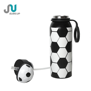 Botella de Acero Inoxidable de 700 ml con Aislamiento al Vacío, Cierre de Seguridad, Tapa Abatible con Pajita, Base Anticaídas, Libre de BPA, para Viajes - Product Image 4