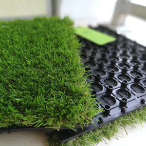 Dalles de gazon artificiel emboîtables 30x30cm, installation facile, tapis de gazon <span class=keywords><strong>synthétique</strong></span> vert, dalles de moquette en gazon, décoration intérieure et extérieure - Product Image 5