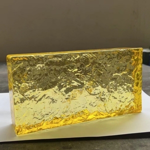 غرفة معيشة فنية ملونة بتقسيم الجدار مدخل طوب كريستالي ثلجي منقوش - Product Image 1