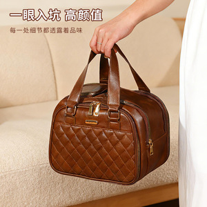 Large Capacity Portable Travel <b>Toiletry</b> Bag Oiled Leather Zipper Closure Rectangle Shape Multifunction Home <b>Storage</b> - Product Image 3