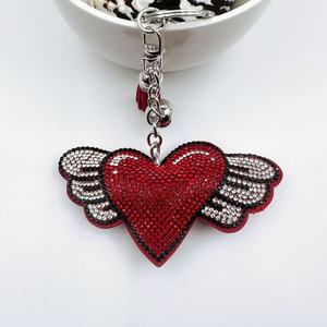 Portachiavi Creativo a Cuore con Strass, Stile Coreano alla Moda, Ciondolo a Forma di Cuore con Ali in Strass per Borse - Product Image 6