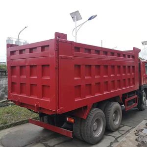 Nouveau camion à benne basculante Diesel Howo 6x4 camion lourd direction à droite norme d'émission Euro 2 Weichai prix compétitif pour l'exploitation minière - Product Image 4