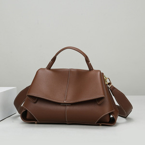 Bolso Tote Ligero de Alta Calidad para Mujer, Diseño de Nicho, Bolso de Hombro Cruzado, Bolso de Mano de Lujo 2025 - Product Image 1
