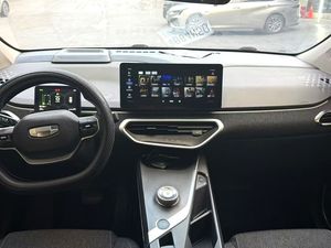 Geely Geometry C 2020 2023 2025 SUV Compacto Eléctrico Puro con 400 km de Autonomía NEDC, Bajo Kilometraje, SUV Eléctrico Rápido - Product Image 4